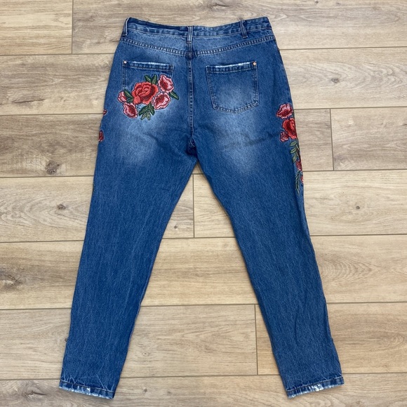 Missguided | Riot | Embroidered High Rise Distressed Mom Jeans - Picture 11 of 16